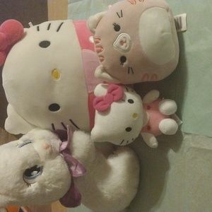Lot of 4 hello kitty and more plushies